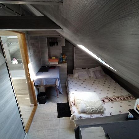 Ismail&Stefan Cel Mare Red Apartment Chisinau Luaran gambar
