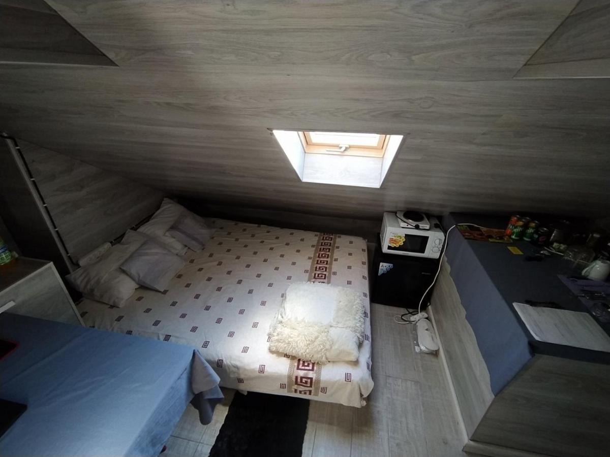 Ismail&Stefan Cel Mare Red Apartment Chisinau Luaran gambar