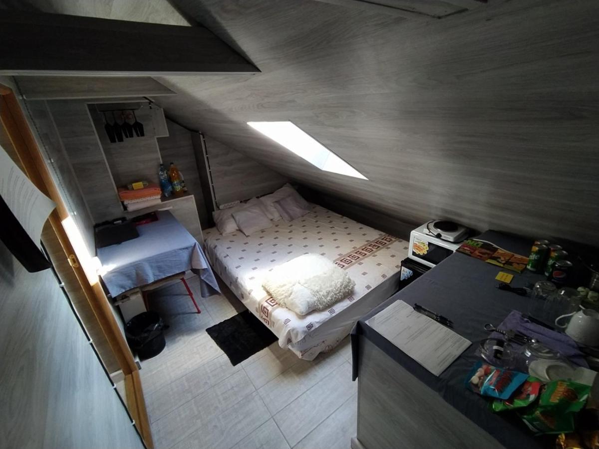 Ismail&Stefan Cel Mare Red Apartment Chisinau Luaran gambar